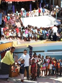 Haiti - Politics : Rain of presidential gifts over Haiti