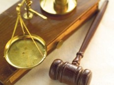 Haiti - Justice : Strike to the HUEH, 4 employees before the justice