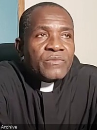 Haiti - FLASH : Warrant to bring against Father Fritz Désiré in the case of arms trafficking
