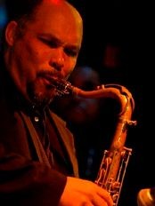 Haïti - Culture : Buyu Ambroise et son groupe The Blues in Red Band, en concert en Haiti