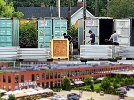 Haiti - USA : Mooresville business owner donates thousands of solar panels to Haiti