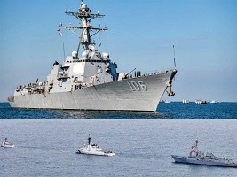 Haïti - Sécurité : Un navire de guerre américain dans la baie de Port-au-Prince