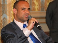 Haïti - Politique : Premiers succès de la délégation haïtienne en France