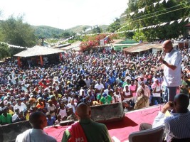 Haiti - Politic : Distribution of agricultural tools to cultivators of Cornillon/Grand-Bois